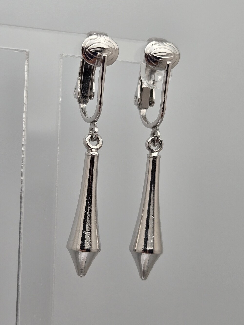 Vintage Sarah Coventry Canada Silver Tone Clip On Drop Earrings 1960s Signed - Picture 7 of 13
